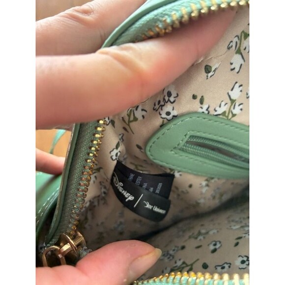 Our Universe Disney Winnie the Pooh Window Mini Backpack - BoxLunch NEW - Picture 5 of 6